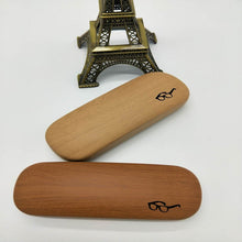 Load image into Gallery viewer, Wood grain glasses case
