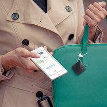 Load image into Gallery viewer, Tracmo Bluetooth Key Finder Locator Item with APP for Phones Smart Alarm Tracker Waterproof Compatible with Smart Home Device for Kids Pets Luggage Wallet Patient Battery Replaceable 1Pack (Black)