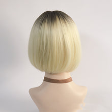 Load image into Gallery viewer, Women's Wigs With Medium Split Short Bob Gradient