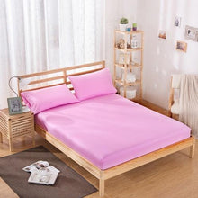 Load image into Gallery viewer, Fitted Sheet Mattress Cover