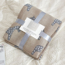 Load image into Gallery viewer, Summer 4 Layer Gauze Towel Quilt Cotton Blanket for Bed Super Soft Air Conditioning Quilted Thin Comforter Bedspread Bed Cover