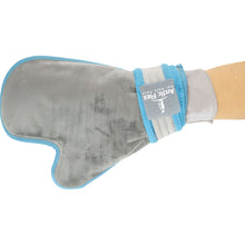 Load image into Gallery viewer, Ice Therapy Gloves (2 Pack)
