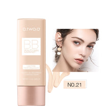 Load image into Gallery viewer, O.TWO.O Lightweight and Fit Liquid Foundation
