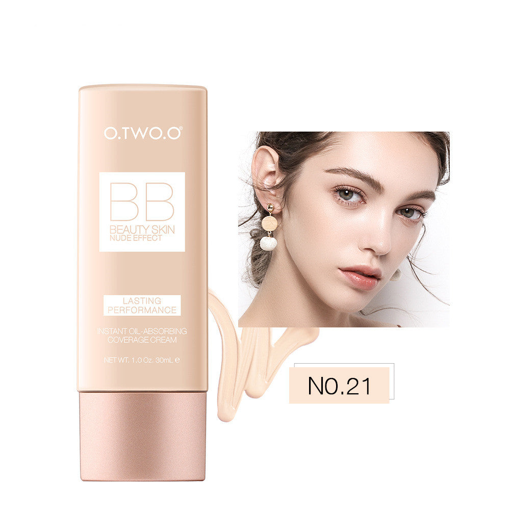 O.TWO.O Lightweight and Fit Liquid Foundation